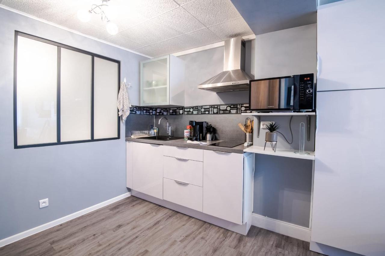 Charmant Logement En Plein Coeur Du Centre Ville D'Amboiseアパートメント エクステリア 写真